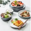 Servis uppsättningar keramisk platta diskvarare hem nordisk bordsartikel kreativ enkel ins sallad skål och skålkombination set porslin