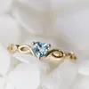 Eheringe Exquisite Frauen Herz des Ozeans CZ Blauer Kristall Ring Mode versilbert Zirkon Böhmischer Stil Verlobungsschmuck