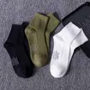 Herensokken Fashion Letter Harajuku Mens Hipster White Short Crew Comprescion Skateboard Lage katoenen kunst mannelijke sox