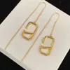 Gold copper Metal V letter Earrings Hoop Huggie women exquisite simple anti allergy Ear Studs Ear Threads Designer Jewelry weddi3724444