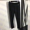 Tute con stemma triangolare Canotte con cerniera da donna Pantaloni da yoga Top senza maniche Pantaloni elasticizzati Set da due pezzi