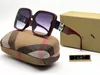 Designerskie okulary przeciwsłoneczne Klasyczne okulary Gogle Outdoor Beach Okulary przeciwsłoneczne dla mężczyzny Kobieta Mix kolorów Opcjonalny trójkątny podpis