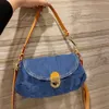 Bolsa de ombro de jeans jeans Mulheres bolsa de bolsa de bolsa antiga de impressão de flores cowboy bolsas de crossbody stap de retalhos de retalhos 269a