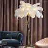 Lampadaires nordique moderne luxe LED autruche lampe chambre princesse Table lumière romantique arbre branche vivant plume