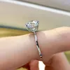 Anelli a grappolo 925 Sterling Silver 10 10mm taglio rotondo creato Moissanite Lab Diamond Ring per le donne Natale San Valentino Anniversario