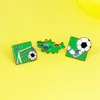 Mignon broches broche pour femmes enfants mode bijoux chemise manteau robe sac Football Crocodile décor métal émail broche accessoires