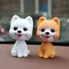 Interiördekorationer Bil Dashboard Toys Cute Decoration Nickande hundvalp Bobblehead Shaking Head Dolls Auto Accessories Ornaments Gifts