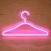 Cintres néon léger vêtements cintre LED vêtements usb alimentés stand une décoration de salle à domicile unique pratique