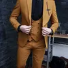 Trajes de hombre Marrón Slim Fit Hombres 3 piezas Chaqueta de moda masculina casual Chaleco de doble botonadura con pantalones Esmoquin de boda con solapa en pico