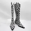 Boots Black and White European American Style Point Side Side Zipper Talon ￩pais Talons sauvages talons en acier