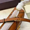 Luxury ontwerper voor dames Cross-Body Tassen Schoudertas TOEST NIEUWE FASHIERTEXTUUR LEDER GOUDKAND Draagbare messenger tas Geschenkdoos Verpakking Factory Direct verkoop