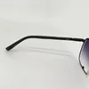 Zonnebril voor mannen vrouwen vierkant MACH FIVE stijl anti-ultraviolet retro plaat full frame brillen willekeurige doos