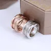 Bague de luxe en or rose, bagues en diamant haut de gamme pour hommes et femmes, bagues de mode en alliage d'acier en titane doré, fête artisanale, mariage, noël, cadeaux de bijoux de saint-valentin