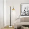 Golvlampor vardagsrum glas bolllampa fritt st￥ende stativ ljusdesign design