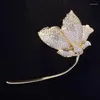 Spille 2022 Pin rame intarsiato zircone fiore sfumato spilla stile europeo e americano da sposa accessori floreali di lusso