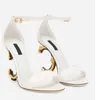 Yaz lüks keira sandalet ayakkabıları kadınlar için cilalı calfskin baroquel topuklular patent deri bayan altın kaplama karbon gladyatör sanalyas parti eu35-43