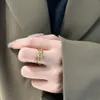 Lyx Ring Smycken Designer Ringar Kvinnor Bröllop Kärlek Berlocker Blekna aldrig Tillbehör Svart Vit 18K guldpläterad rostfritt stål Fin fingerring