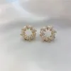 Pendientes de tuerca a la moda para mujer, aro de perlas de simulación, ropa de diario exquisita para niñas, joyería bonita