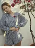 Women's Blouses 2022 Spring herfst gegolfd ronde nek geruit met een rij met een borte kanten lange mouwen met lange mouwen casual los shirt