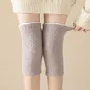 Mulheres meias Multi-Color Coral Lã da perna mais quente e macio espessado até joelheiras quentes do inverno Proteção a frio Artefato