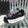 Nagie Wolfe Sneaker Snatch Sneakers Men Buty swobodne suwaki kosa slowery grzeszne hyde heidy miasto platforma grube dolne buty podróżne obuwie