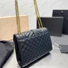 ファッションチェーンショルダーバッグLuxurysデザイナーKate Bum Bag Bagemen Men Classic Letter Handbag Luxury Classic Bumbag Fanny Pack Wallet