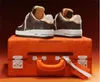 Designers Blomma 1 Låga Skor Lyx Klassisk Vit Svart Gul Guld Röd Orange Blå Grön Lila Män Dam Sport Sneakers Med