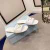 2023 Pantofole in pelle da donna di design di lusso di alta qualità Sandali Scarpe Slide Moda estiva Infradito piatte larghe taglia 35-40