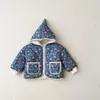 Jackets 2022 Winter Baby Warme jas met lange mouwen Geboren kapsel met capuchonse jas schattige jongen meid plaid bloemen dikke kleren