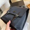 Designer Klassieke Unisex Schooltas Mode Casual Vrouwen Mannen P Merk Dubbele Schouderbanden Rugzak Grote Capaciteit Rucksack212R