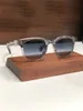 Hot Mens Designer Män och kvinnors solglasögon för kvinnor Summer CHR Fashion UV400 Skyddslins med dekoration på benet Square Design Glass