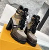 Star Trail Trail Boots Boots المصمم الفاخر مصمم براءات اختراع مطاطية وجلد وعالي الكعب حجم 35-42 مع صندوق