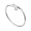 Titanium Steel Charm Vis à ongles bracelet Bracener Bracelets Brangle de luxe pour hommes et femmes Amateurs de couples bijoux cadeaux