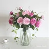 Dekorative Blumen fühlen sich echt an, 3 Köpfe, hohe Simulation, Latex, künstliche Rose, langer Zweig/Stiel, Handgefühl/Filz, Seiden-Hochzeitsblume, 6 Stück/Menge