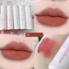 Lipgloss poeder mist pluizige lippenstift modder moisturerende glazuur lucht aanhoudende waterdichte make -up matte Koreaanse cosmetische i8v8