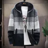 メンズセーター2022秋/冬のメンズカジュアルカーディガンジップアップセーターとフリースニットフード付きコート