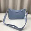 Klassiska Deluxe Women äkta läderväskor Purse Crescent Bag Match Tyg Fluorescerande Tote Handväskor Totes Crossbody Purses300f