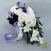 Flores decorativas Buquê de casamento de casamentos tiroteio em casa Flor artificial Rosa Lily