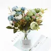 Decorative Flowers 6 Bouquet Artificial Flower Daisy Tea Bud Fake Christmas Home Wedding Pography Soft Decoration Diy Vase For