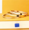 Tornillo de brazalete de letras l Braceletas destornillador de titanio de acero oro belcher plateado 4 mm brazal