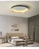 ノルディックミニマリストマスターLED天井照明ベッドルームランプ超薄型モダンミニマリストラウンドネットレッドウォームブックリビングルームランプ