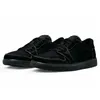 Jumpman 1 Low Chicago Basketball Shoes Traviss 1S Retro Black Phantom Mens Womens Designer Sneakers Revers