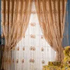 カーテンドレープヨーロッパスタイルのモダンなミニマリストの光の豪華な切り花とリビングダイニングルームの寝室のための純粋な色のダブルカーテン