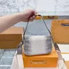حقائب حمل مصممة حقائب اليد الكلاسيكية العلامة التجارية Crossbody Fashion Women Baguette Lostts Conder Prest