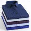 Camisas de vestir para hombre, camisa de hombre a la moda, ropa de negocios a rayas, cuello de manga larga, camisa informal de calidad, esmoquin ajustado con bolsillo en el pecho