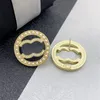 Moda kolczyki stadninowe duże koło kolczyki wysokiej jakości kobiety Perl Studs Golden Ear Stud Luksusowe kolczyki z listami