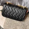 حقيبة يد مصممة Bagflap Crossbody حقيبة نساء رسول حقيبة يد Lamb Lamb جيب ناعم جلدي ترجع رجع