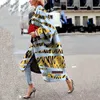 LuxuryFemale Trench Coat Overcoat Blanda lång kvinnors vindbrytare Spring Casual Flare Sleeve Print Plus Size Lose Outwear