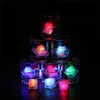 Lumières LED Polychrome Flash Party Lights LED Glowing Ice Cubes Clignotant Clignotant Décor Light Up Bar Club De Mariage DH985