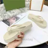 高級フリップフロップスリッパ透明ゼリーデザイナースライドプラットフォーム穴サンダル男性女性ファッショントレンド夏の靴ゴムローファー